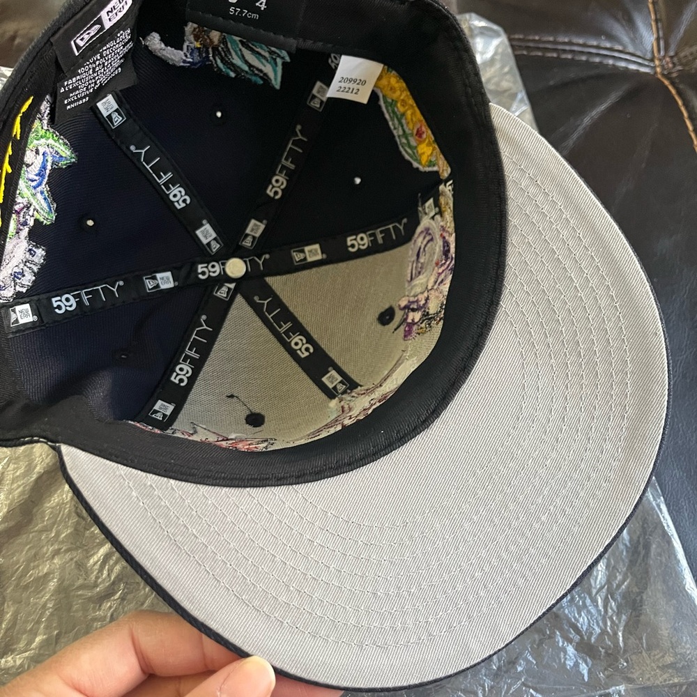 Custom Dragon Ball Z NEW ERA Cap with Embroidered Patches - Picture 5 of 6